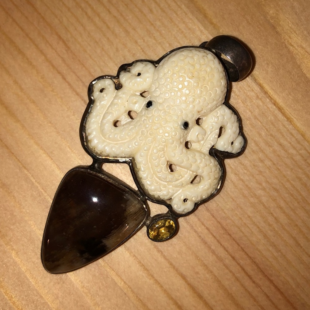 Bone and stone pendant (no chain)
